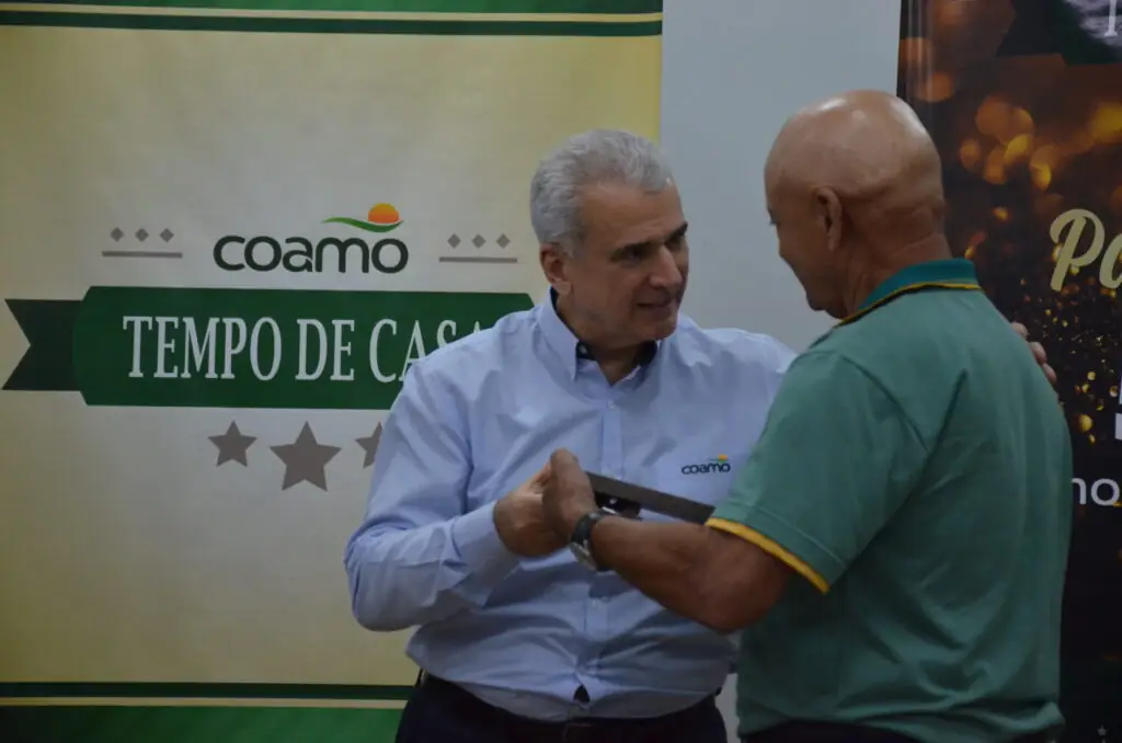 Tempo de Casa: COAMO presta homenagem aos seus funcionários Tempo de Casa: COAMO presta homenagem aos seus funcionários
