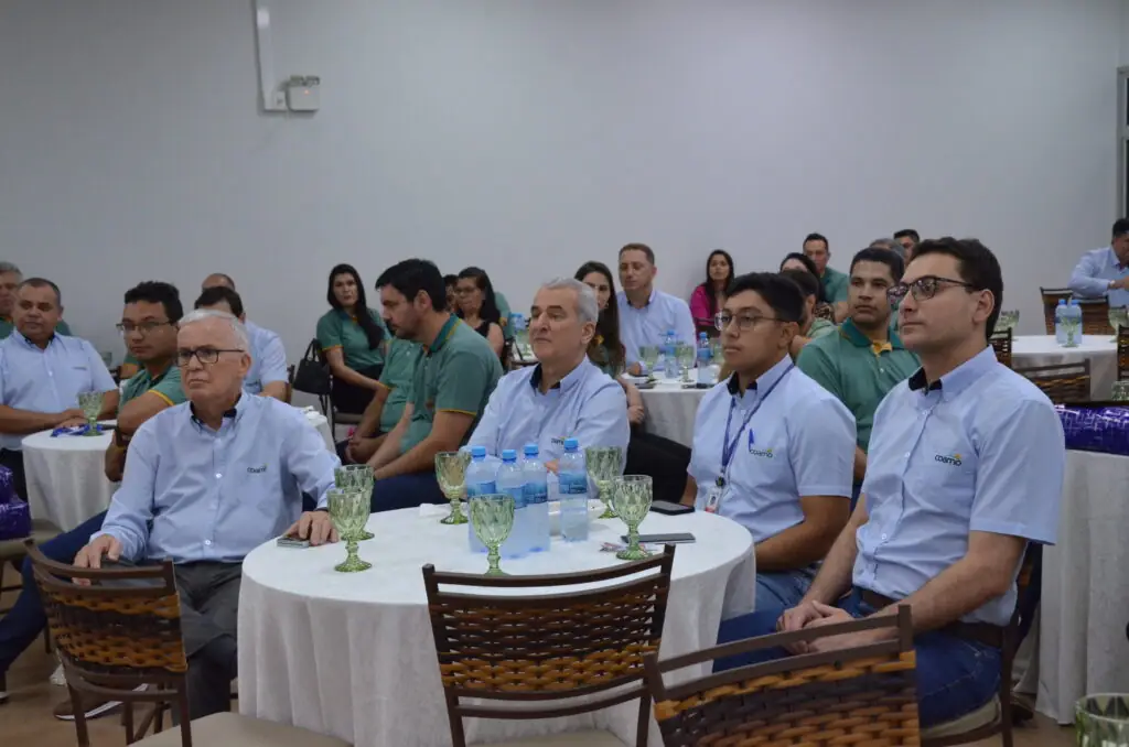 Tempo de Casa: COAMO presta homenagem aos seus funcionários Tempo de Casa: COAMO presta homenagem aos seus funcionários