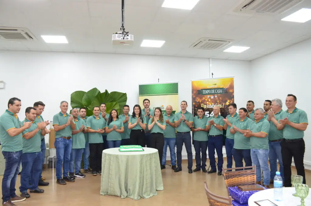 Tempo de Casa: COAMO presta homenagem aos seus funcionários Tempo de Casa: COAMO presta homenagem aos seus funcionários