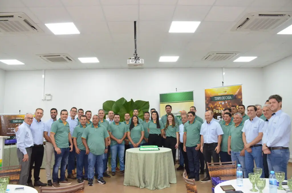 Tempo de Casa: COAMO presta homenagem aos seus funcionários Tempo de Casa: COAMO presta homenagem aos seus funcionários