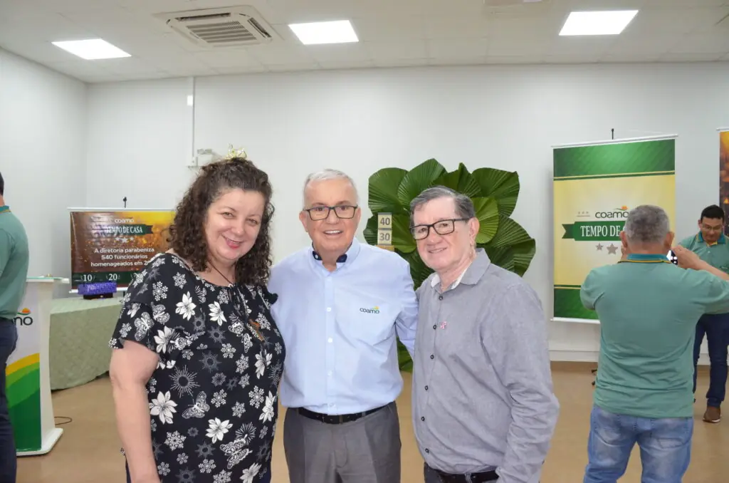 Tempo de Casa: COAMO presta homenagem aos seus funcionários Tempo de Casa: COAMO presta homenagem aos seus funcionários