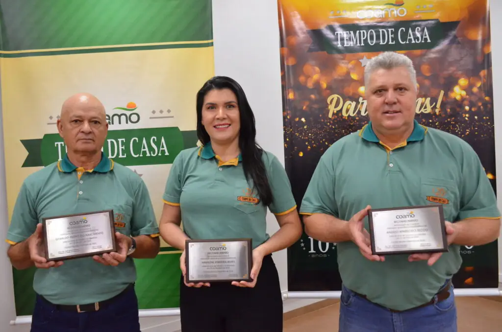 Tempo de Casa: COAMO presta homenagem aos seus funcionários Tempo de Casa: COAMO presta homenagem aos seus funcionários