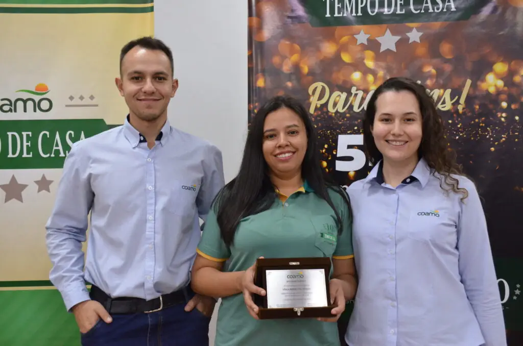 Tempo de Casa: COAMO presta homenagem aos seus funcionários Tempo de Casa: COAMO presta homenagem aos seus funcionários
