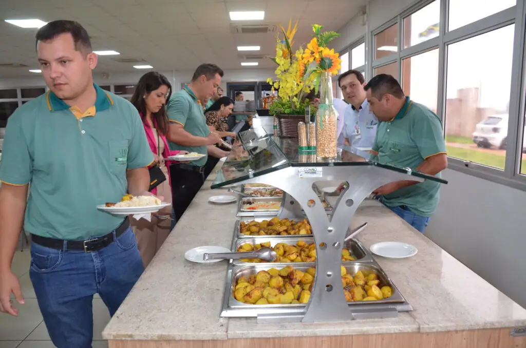 Tempo de Casa: COAMO presta homenagem aos seus funcionários Tempo de Casa: COAMO presta homenagem aos seus funcionários