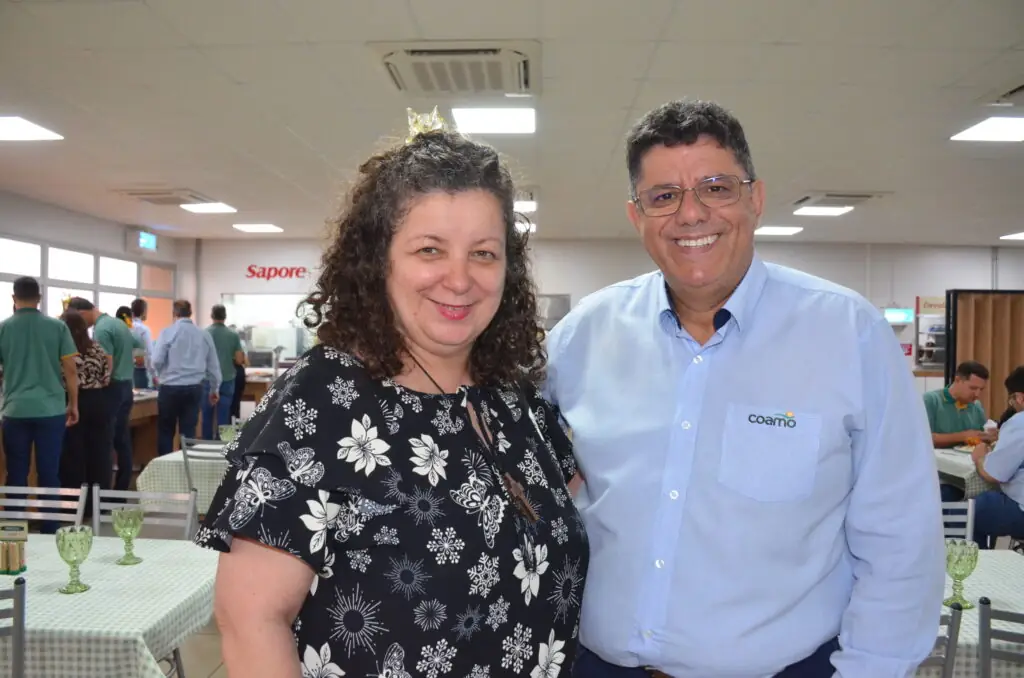 Tempo de Casa: COAMO presta homenagem aos seus funcionários Tempo de Casa: COAMO presta homenagem aos seus funcionários
