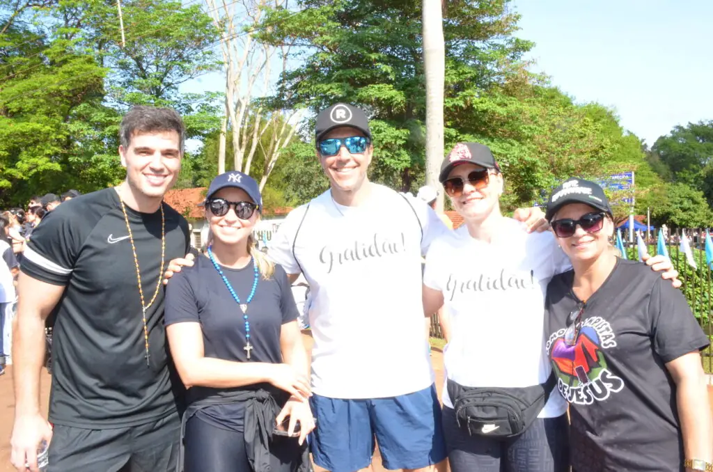 Romaria Diocesana de Nossa Senhora Aparecida reúne uma multidão de fiéis no Santuário Diocesano Romaria Diocesana de Nossa Senhora Aparecida reúne uma multidão de fiéis no Santuário Diocesano