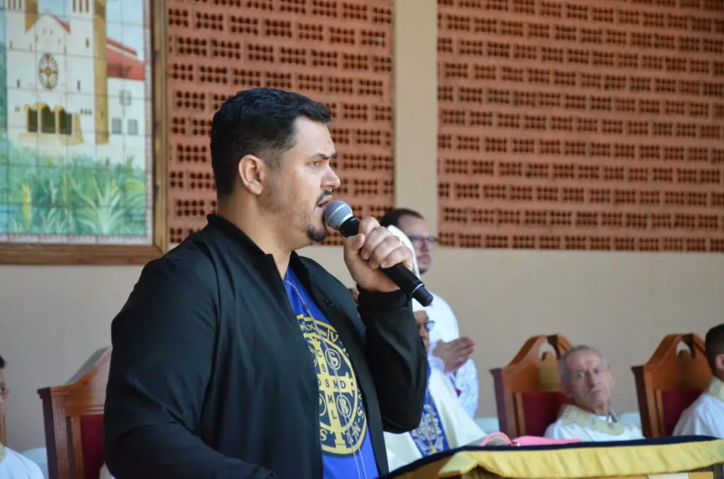Romaria Diocesana de Nossa Senhora Aparecida reúne uma multidão de fiéis no Santuário Diocesano Romaria Diocesana de Nossa Senhora Aparecida reúne uma multidão de fiéis no Santuário Diocesano
