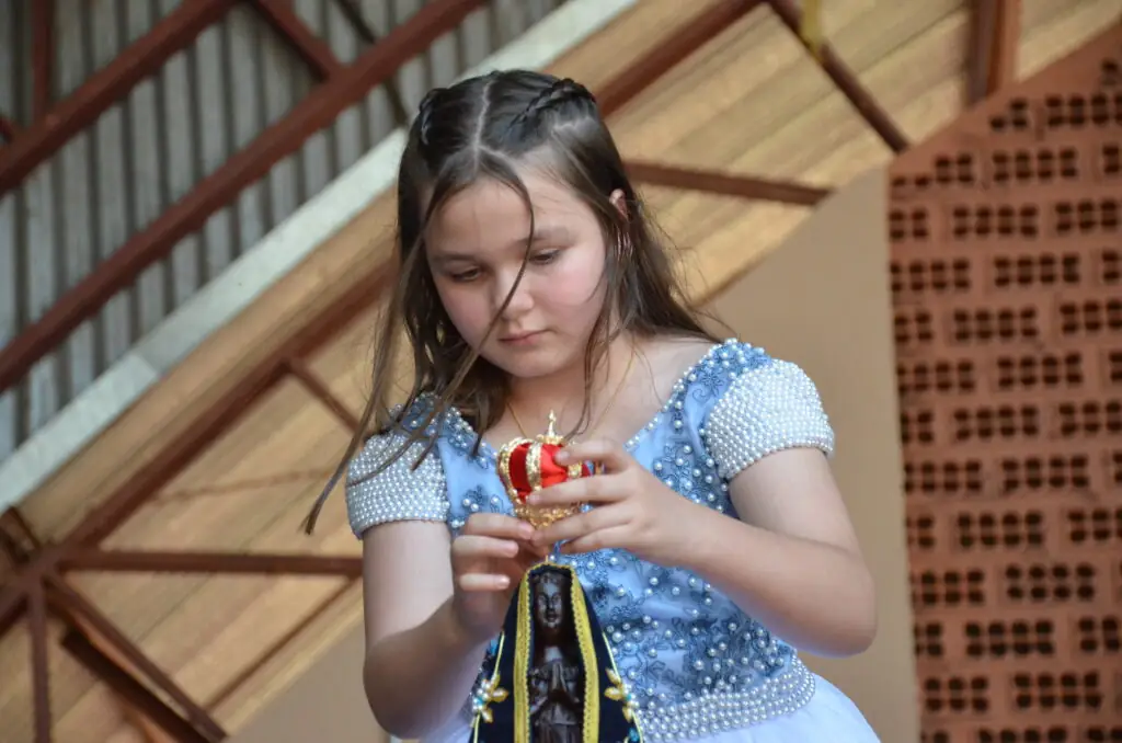 Romaria Diocesana de Nossa Senhora Aparecida reúne uma multidão de fiéis no Santuário Diocesano Romaria Diocesana de Nossa Senhora Aparecida reúne uma multidão de fiéis no Santuário Diocesano