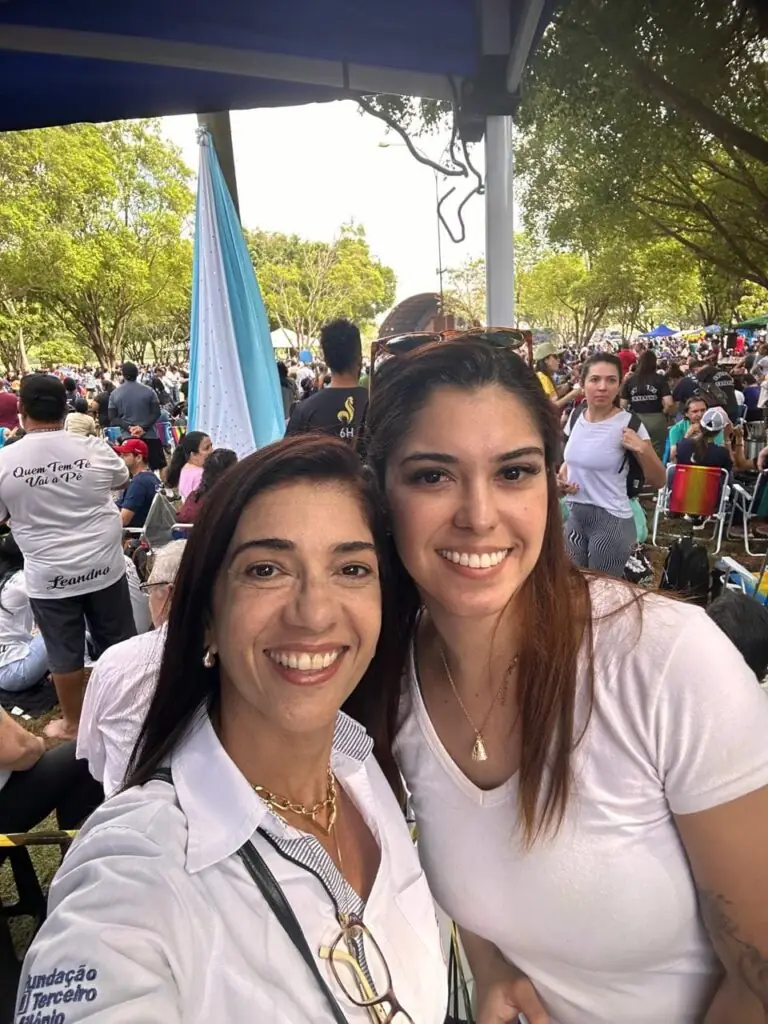 Romaria Diocesana de Nossa Senhora Aparecida reúne uma multidão de fiéis no Santuário Diocesano Romaria Diocesana de Nossa Senhora Aparecida reúne uma multidão de fiéis no Santuário Diocesano