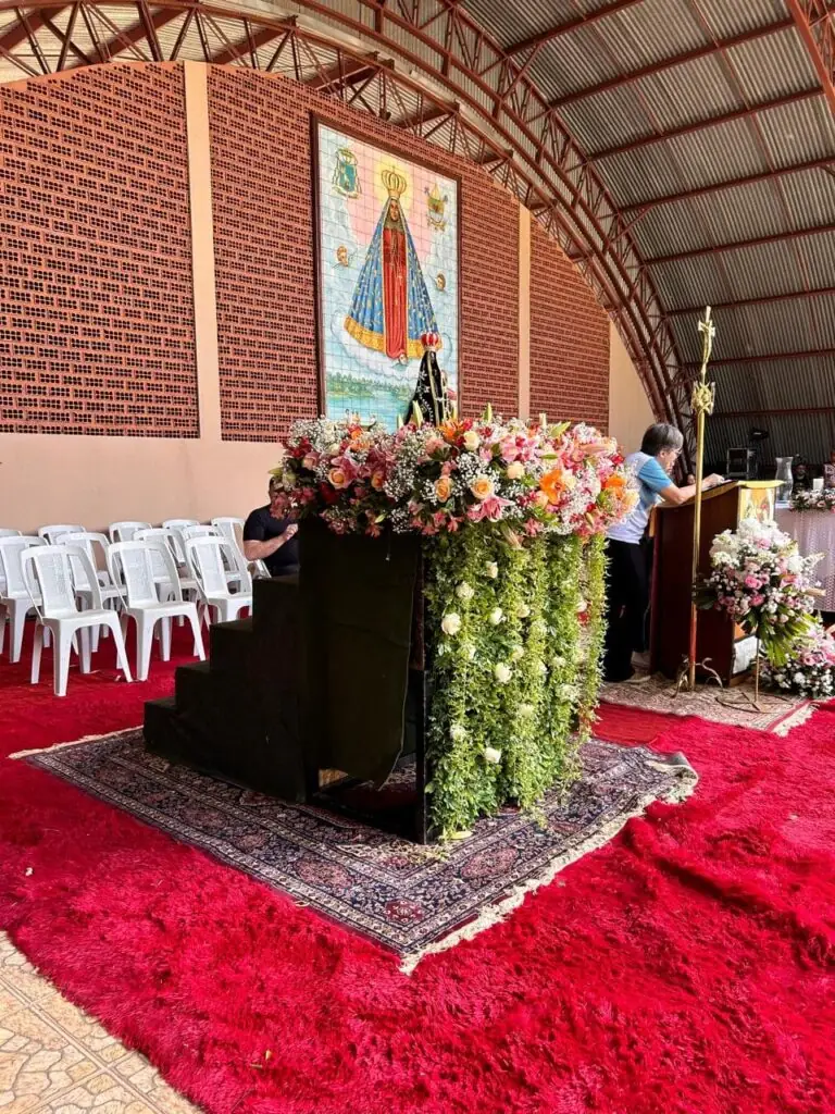 Romaria Diocesana de Nossa Senhora Aparecida reúne uma multidão de fiéis no Santuário Diocesano Romaria Diocesana de Nossa Senhora Aparecida reúne uma multidão de fiéis no Santuário Diocesano
