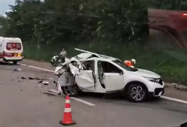 Douradense morre atropelado por caminhão na rodovia Castelo Branco em SP Douradense morre atropelado por caminhão na rodovia Castelo Branco em SP