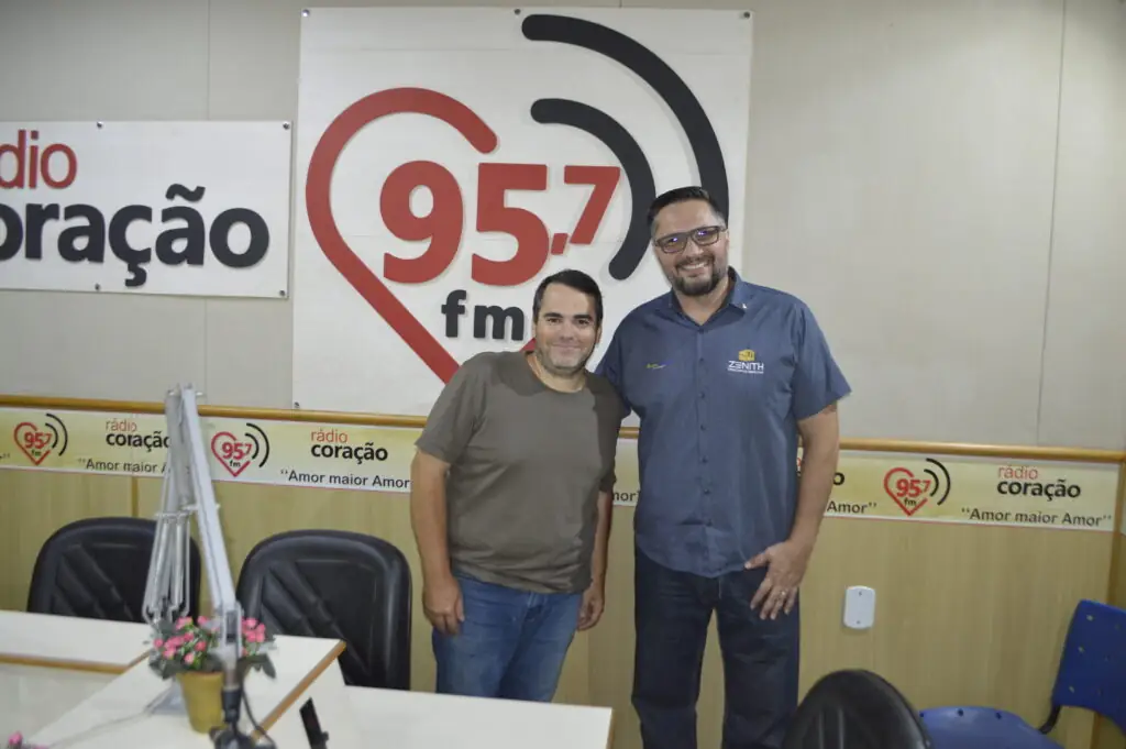 'Sintonia do Amor': entrevista com Sérgio Ribeiro, Proprietário da Zenith Esquadrias Especiais 'Sintonia do Amor': entrevista com Sérgio Ribeiro, Proprietário da Zenith Esquadrias Especiais