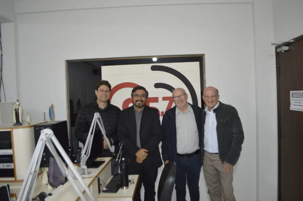 No mês vocacional 'Ponto de Vista' homenageia os Pais No mês vocacional 'Ponto de Vista' homenageia os Pais