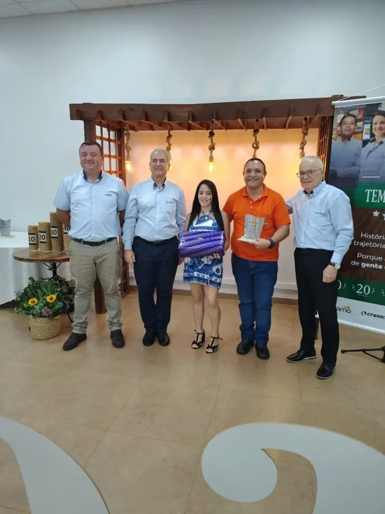 Tempo de Casa: COAMO presta homenagem a colaboradores em Dourados Tempo de Casa: COAMO presta homenagem a colaboradores em Dourados