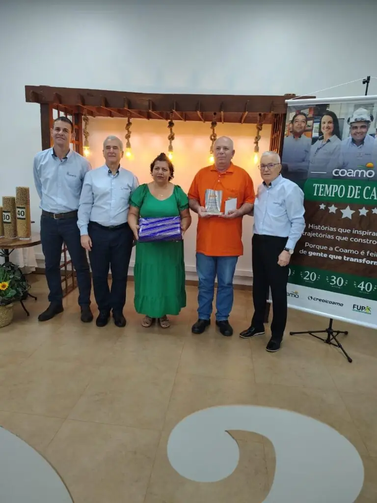 Tempo de Casa: COAMO presta homenagem a colaboradores em Dourados Tempo de Casa: COAMO presta homenagem a colaboradores em Dourados