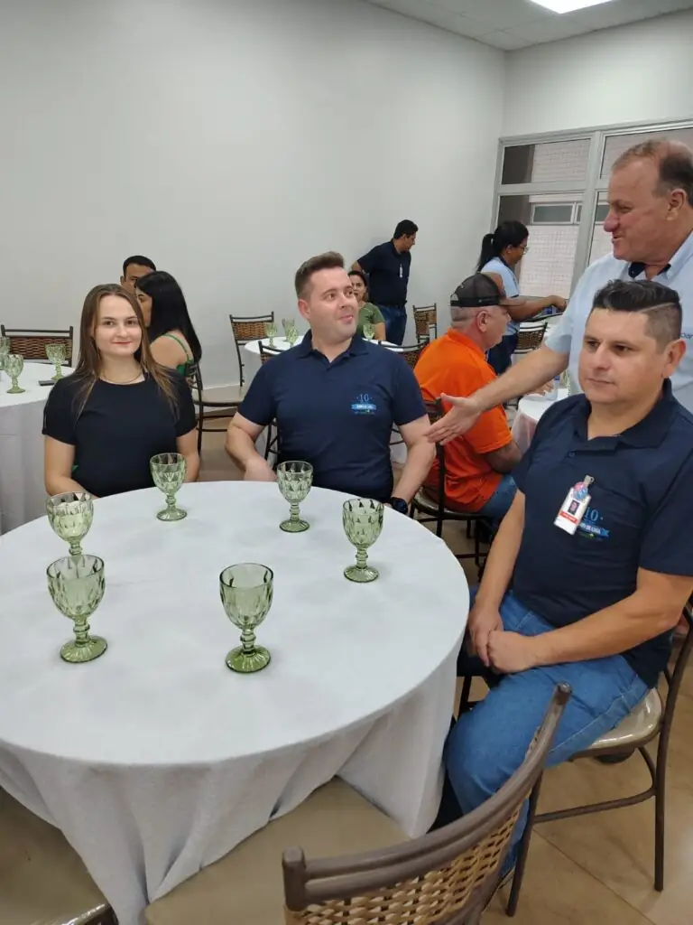 Tempo de Casa: COAMO presta homenagem a colaboradores em Dourados Tempo de Casa: COAMO presta homenagem a colaboradores em Dourados