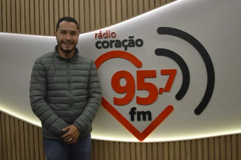 Ponto de Vista destaca a campanha 'Julho Laranja', avaliação ortodôntica precoce em crianças Ponto de Vista destaca a campanha 'Julho Laranja', avaliação ortodôntica precoce em crianças