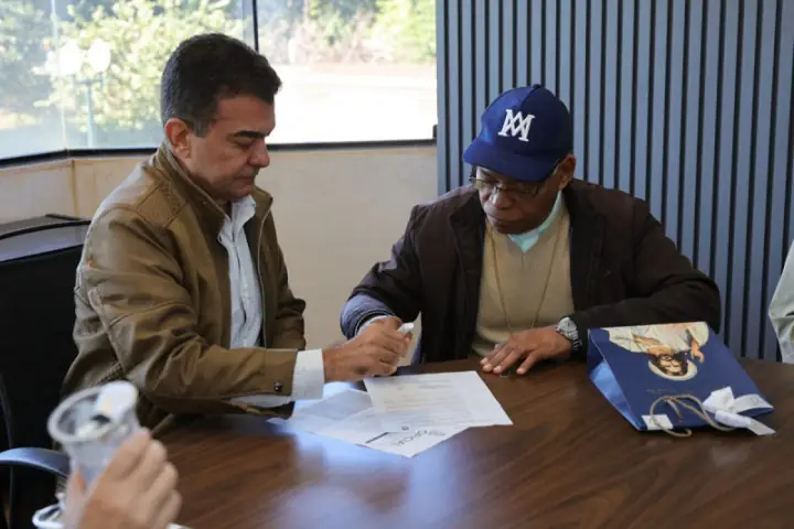 Proposta aprovada pela Câmara Municipal tem caráter histórico, cultural e simbólico e institui 27 de junho como data alusiva à consagração do santo no município